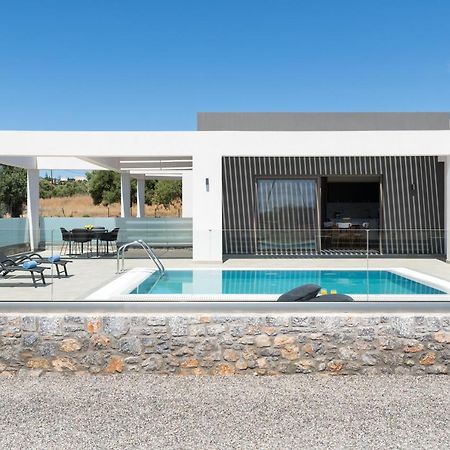 Armonia Suites غينادي المظهر الخارجي الصورة