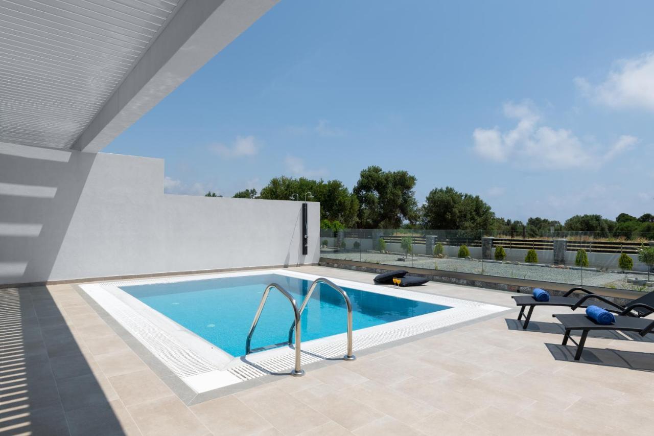 Armonia Suites غينادي المظهر الخارجي الصورة