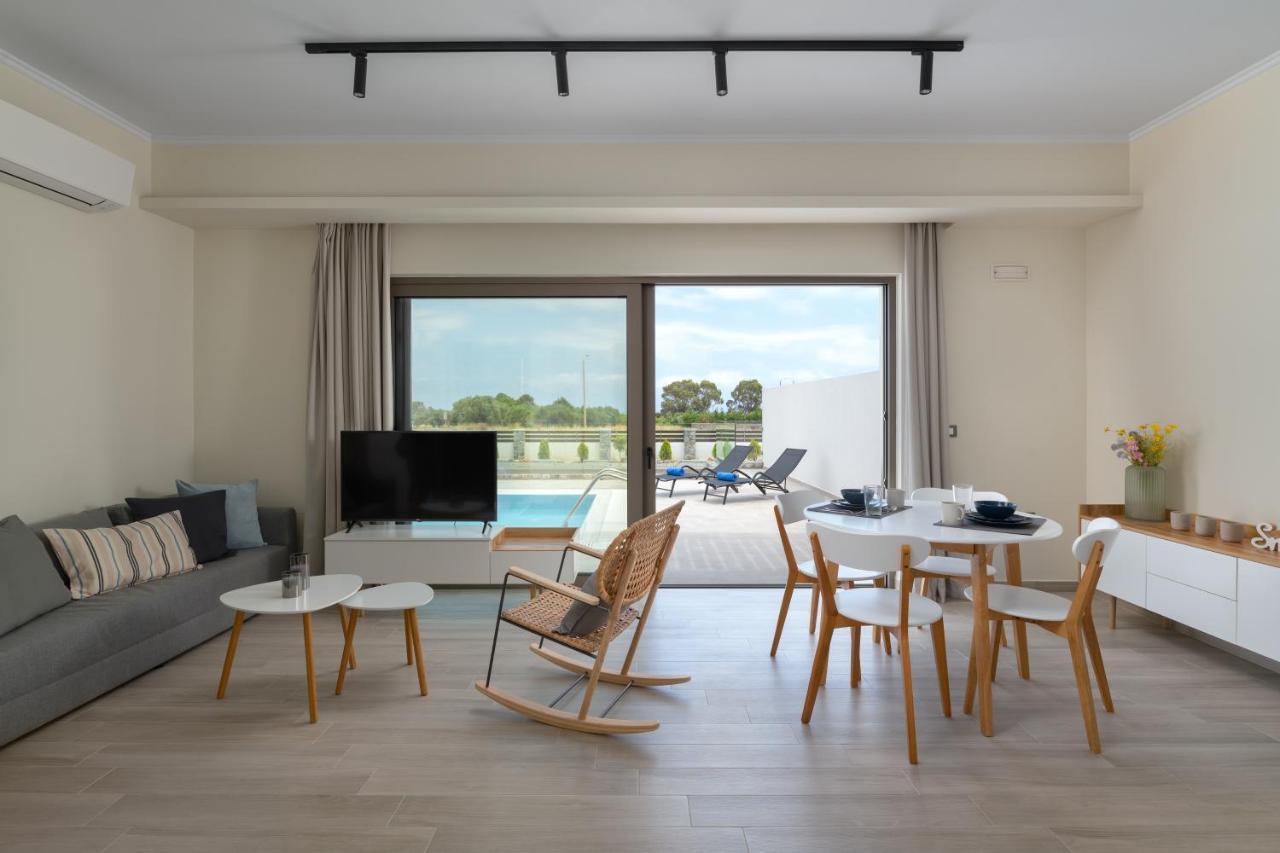 Armonia Suites غينادي المظهر الخارجي الصورة