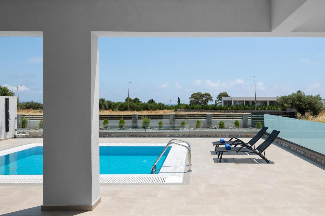 Armonia Suites غينادي المظهر الخارجي الصورة