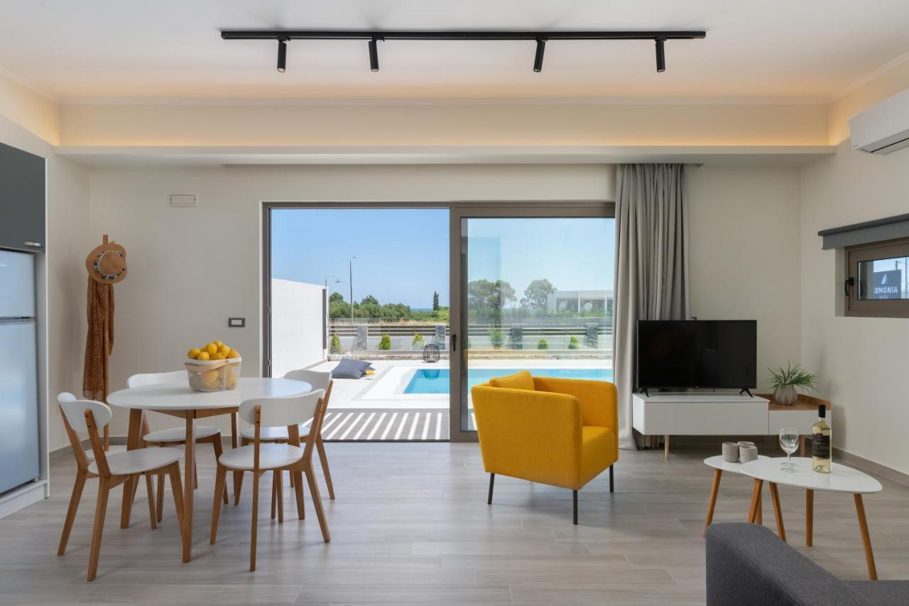 Armonia Suites غينادي المظهر الخارجي الصورة
