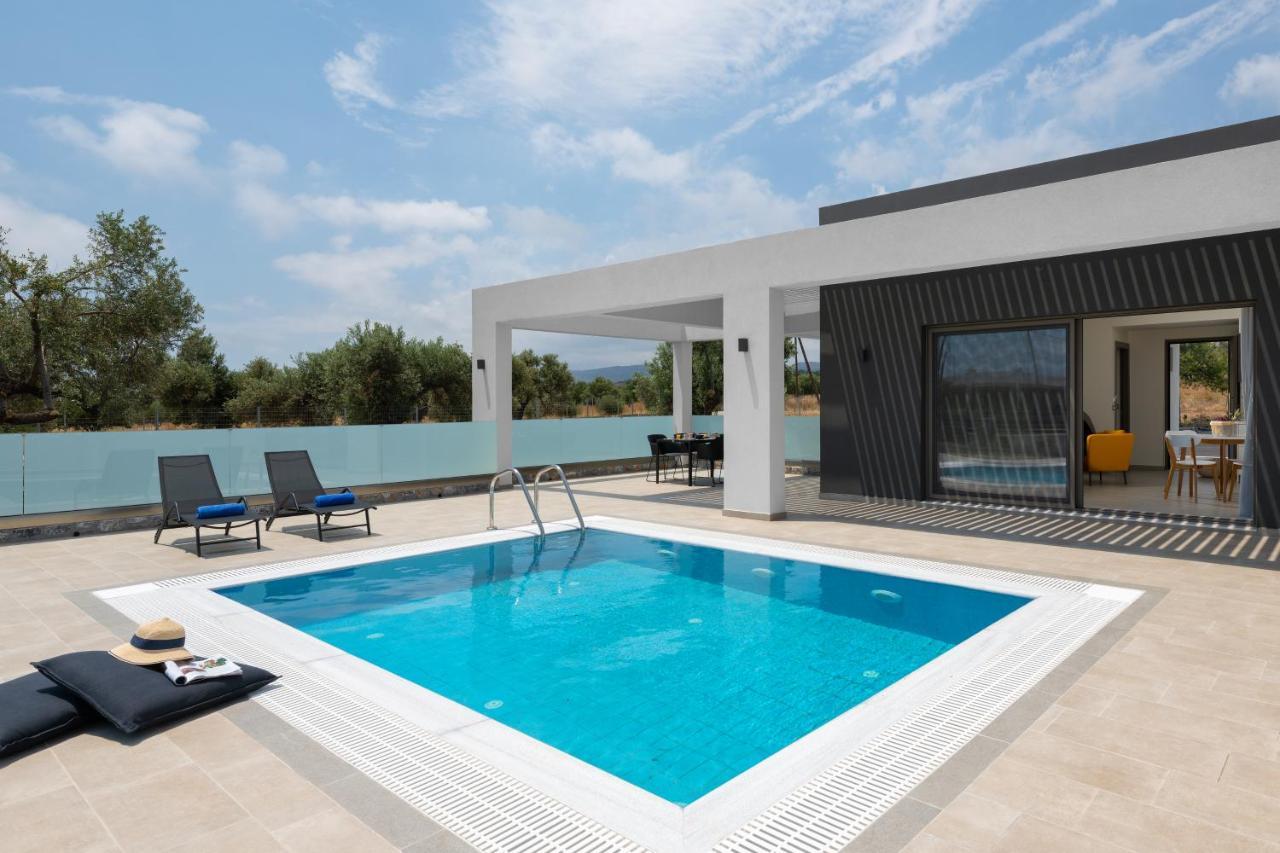 Armonia Suites غينادي المظهر الخارجي الصورة