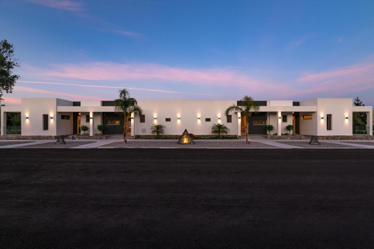 Armonia Suites غينادي المظهر الخارجي الصورة