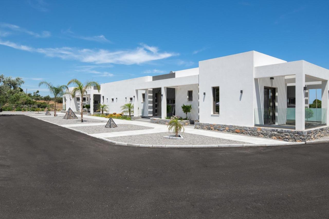 Armonia Suites غينادي المظهر الخارجي الصورة
