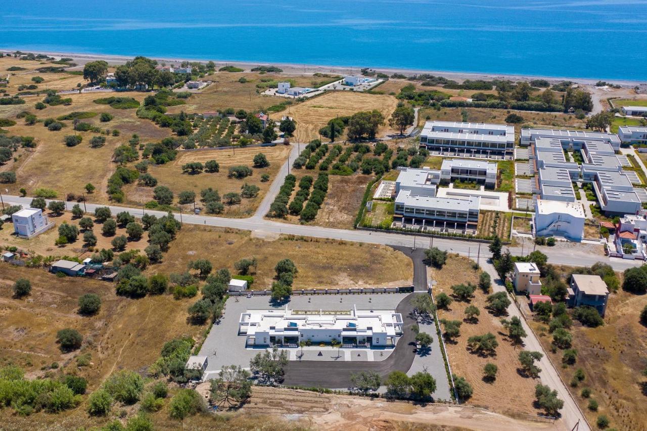 Armonia Suites غينادي المظهر الخارجي الصورة