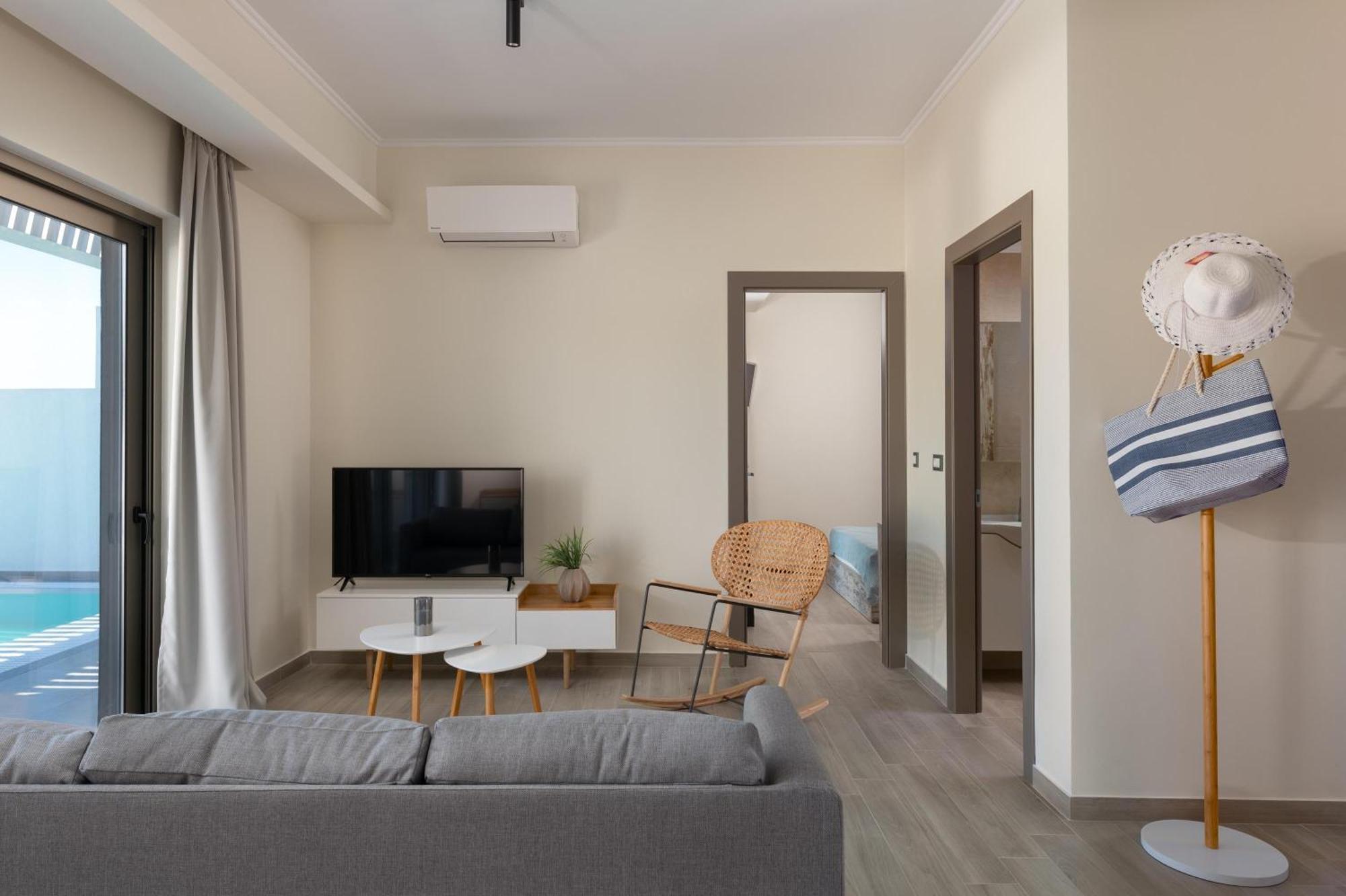 Armonia Suites غينادي المظهر الخارجي الصورة