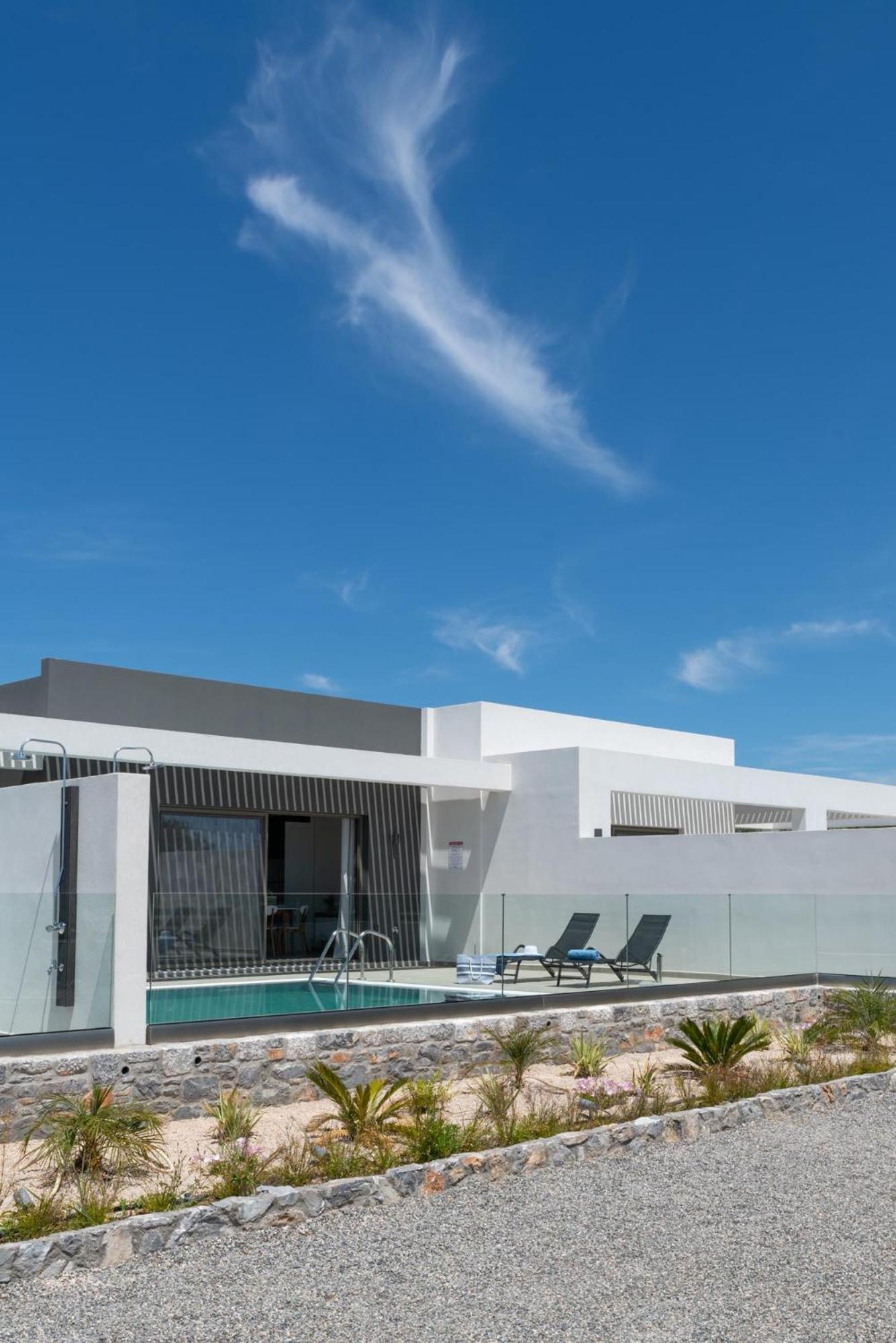 Armonia Suites غينادي المظهر الخارجي الصورة