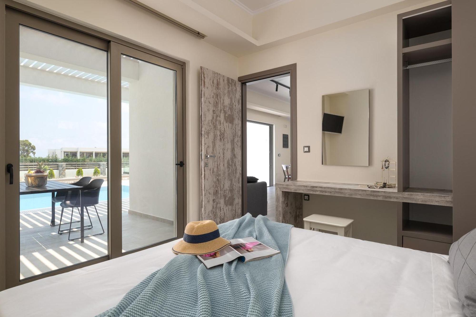 Armonia Suites غينادي المظهر الخارجي الصورة